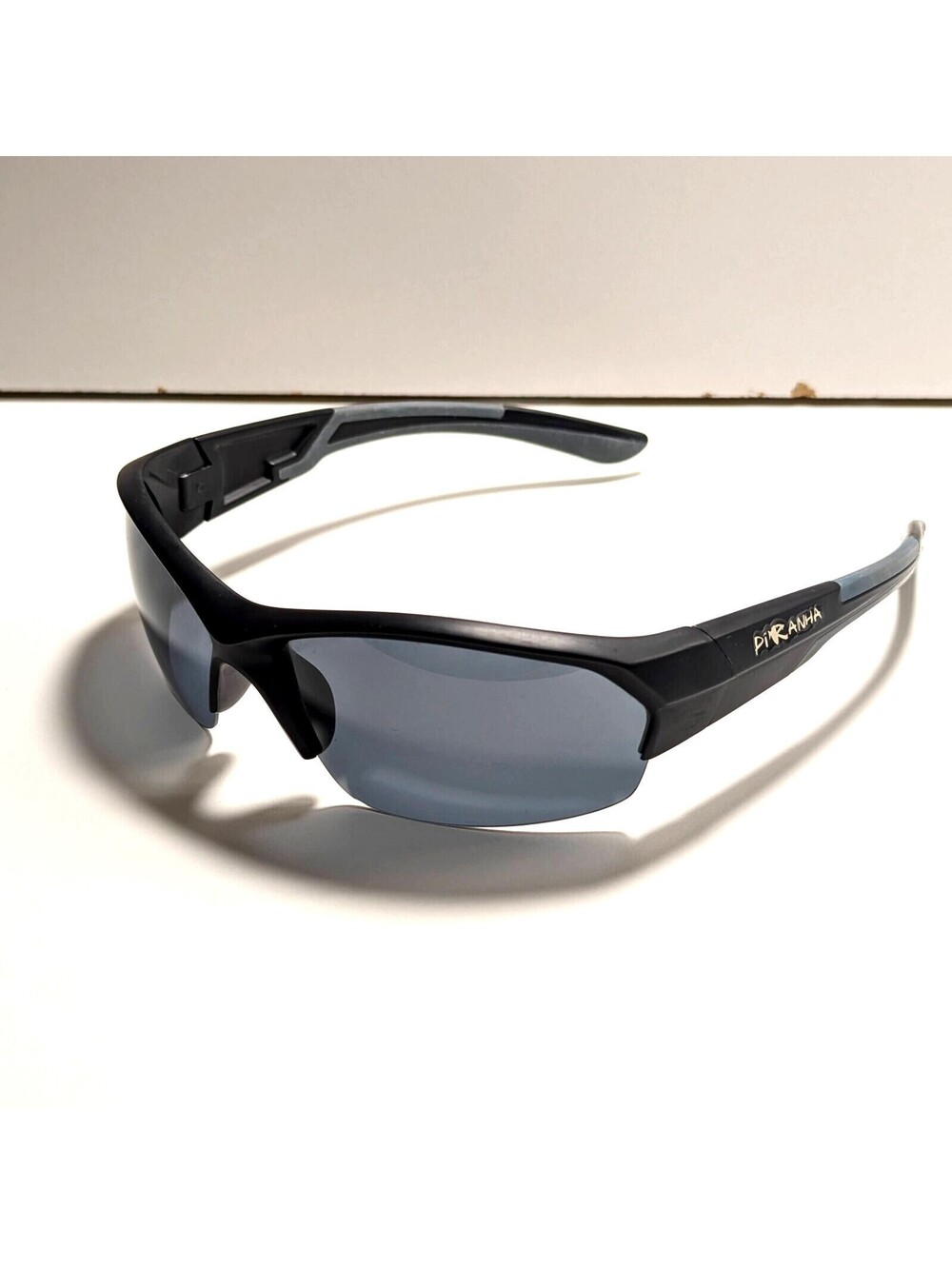 Piranha Men's Warp Black Rubber Sunglasses Sporty Style Outdoors